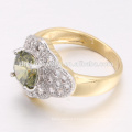 Bague zircone cubique verte deux tons en or 22k